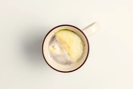 White mulled drink, alcohol-free